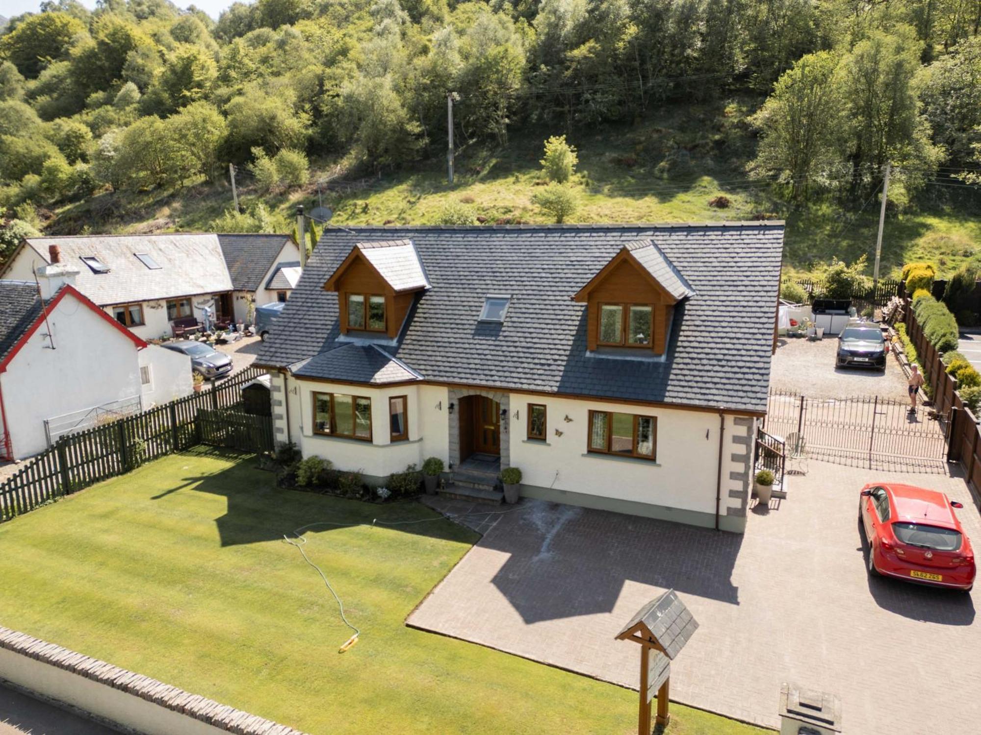 Tigh Na Drochaid, Glen Nevis - Entire Apartment Fort William Eksteriør bilde